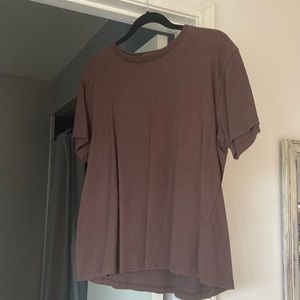 Nuuds everyday Tee in chocolate